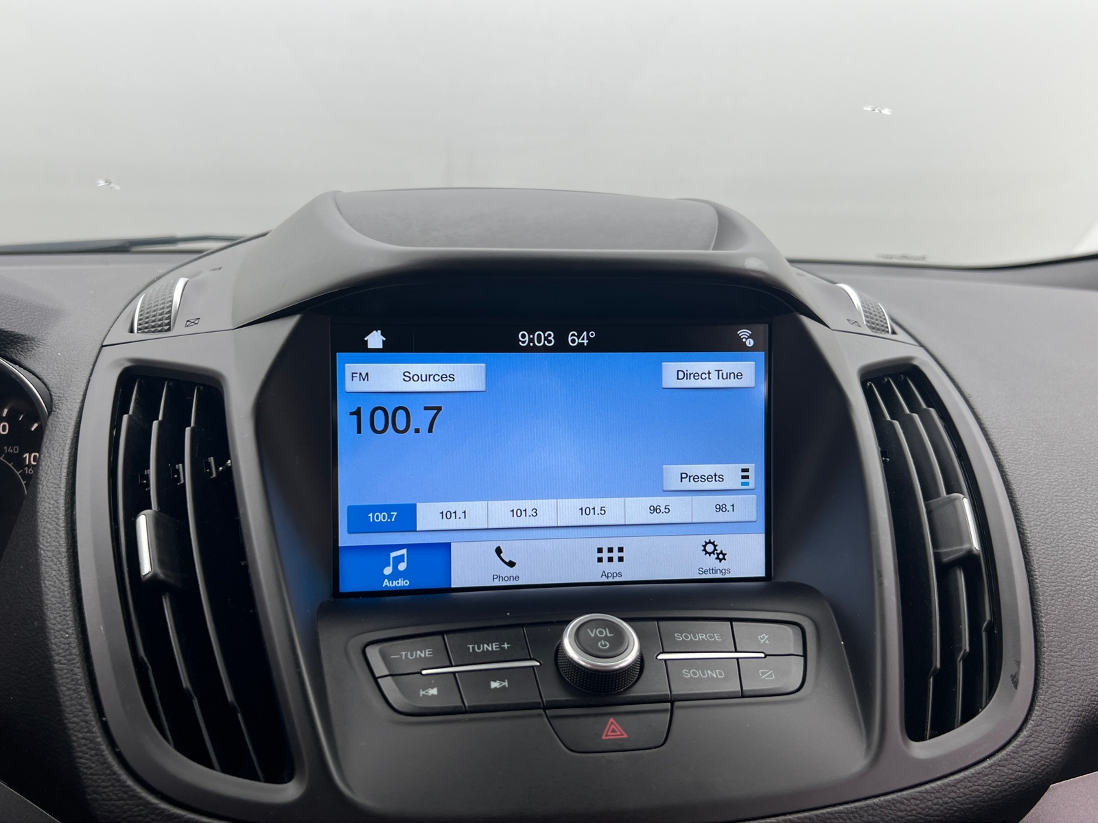 Thumbnail: 2019 Ford Escape - 3