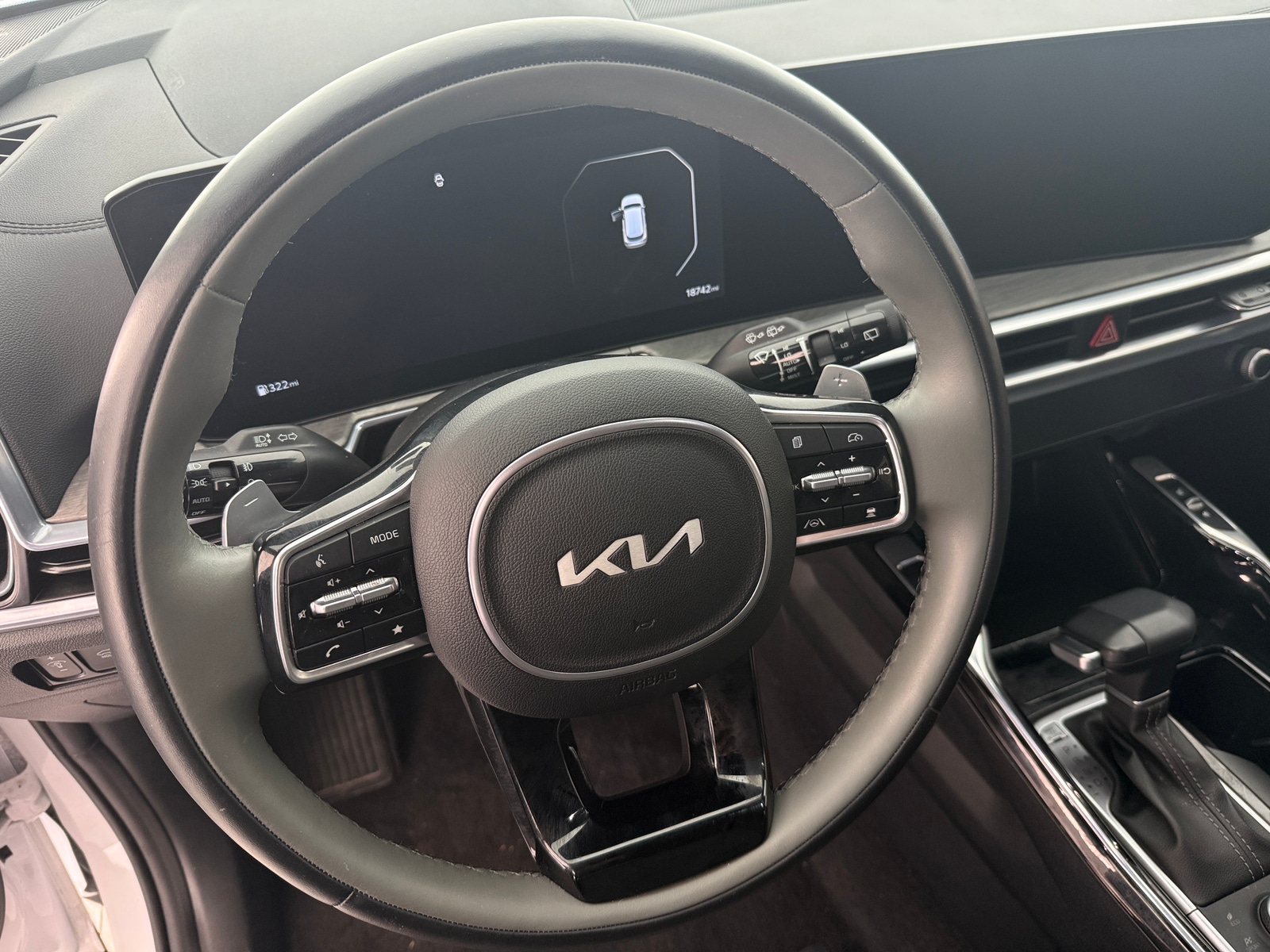 Thumbnail: 2025 Kia Sorento - 4