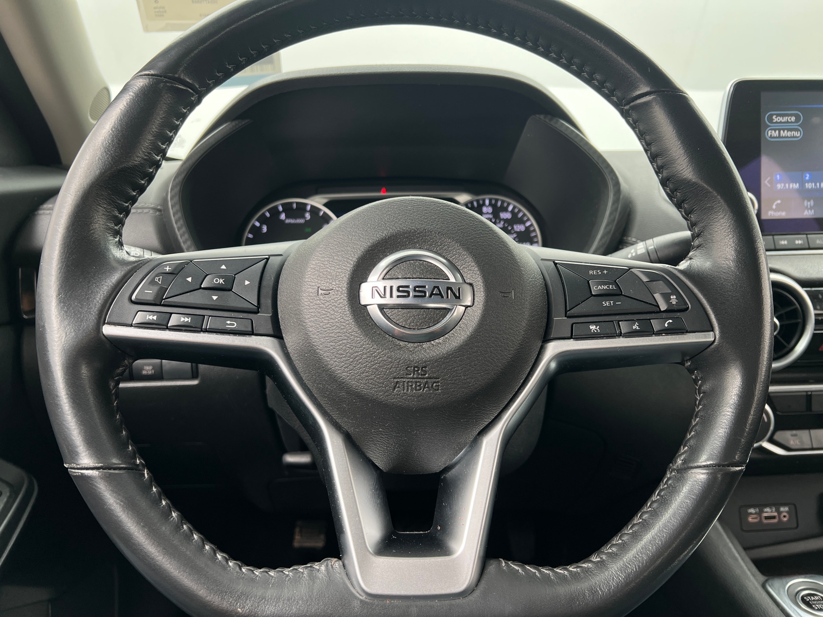 Thumbnail: 2022 Nissan Sentra - 5