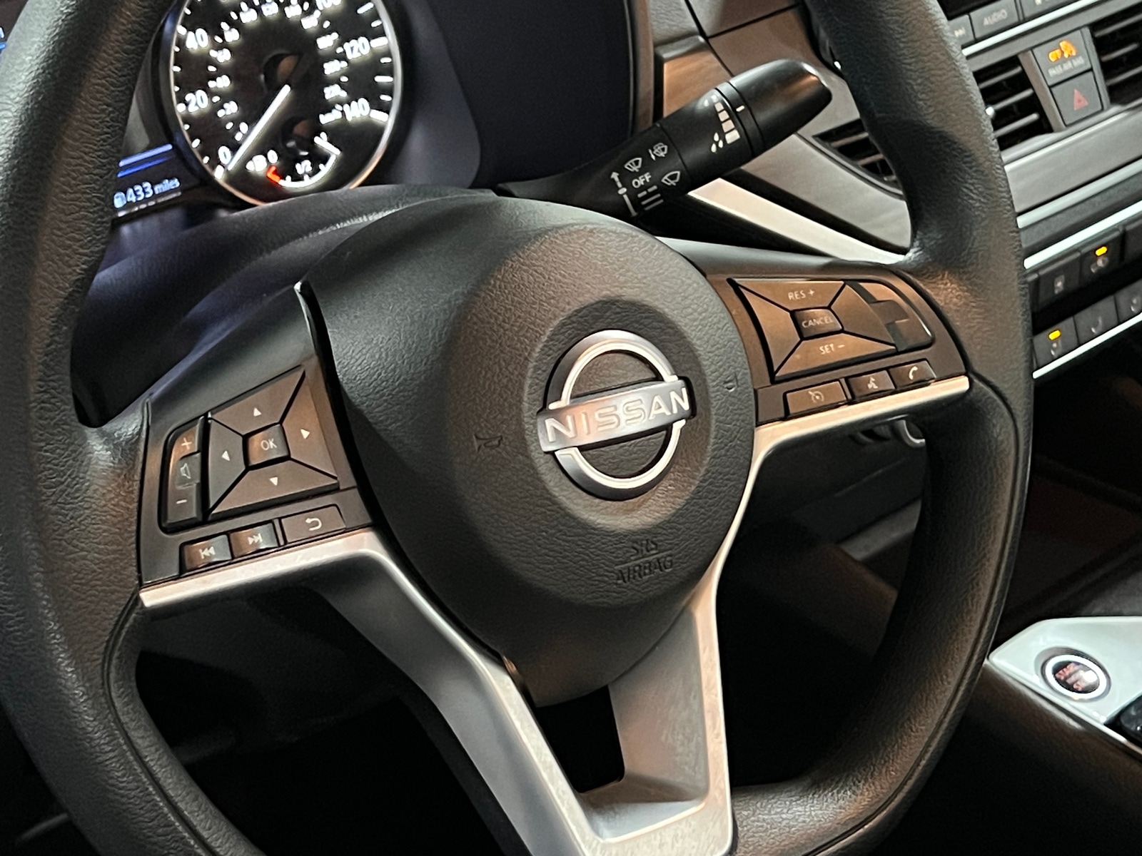Thumbnail: 2025 Nissan Altima - 5