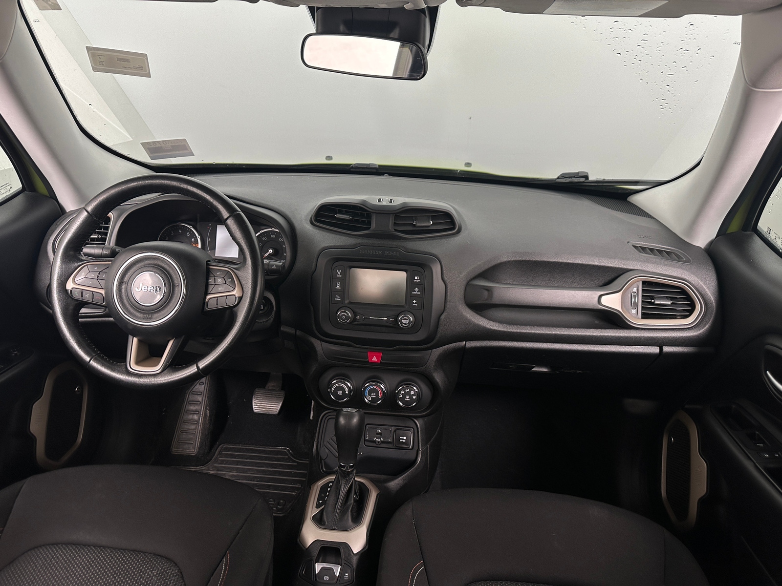 Thumbnail: 2016 Jeep Renegade - 3