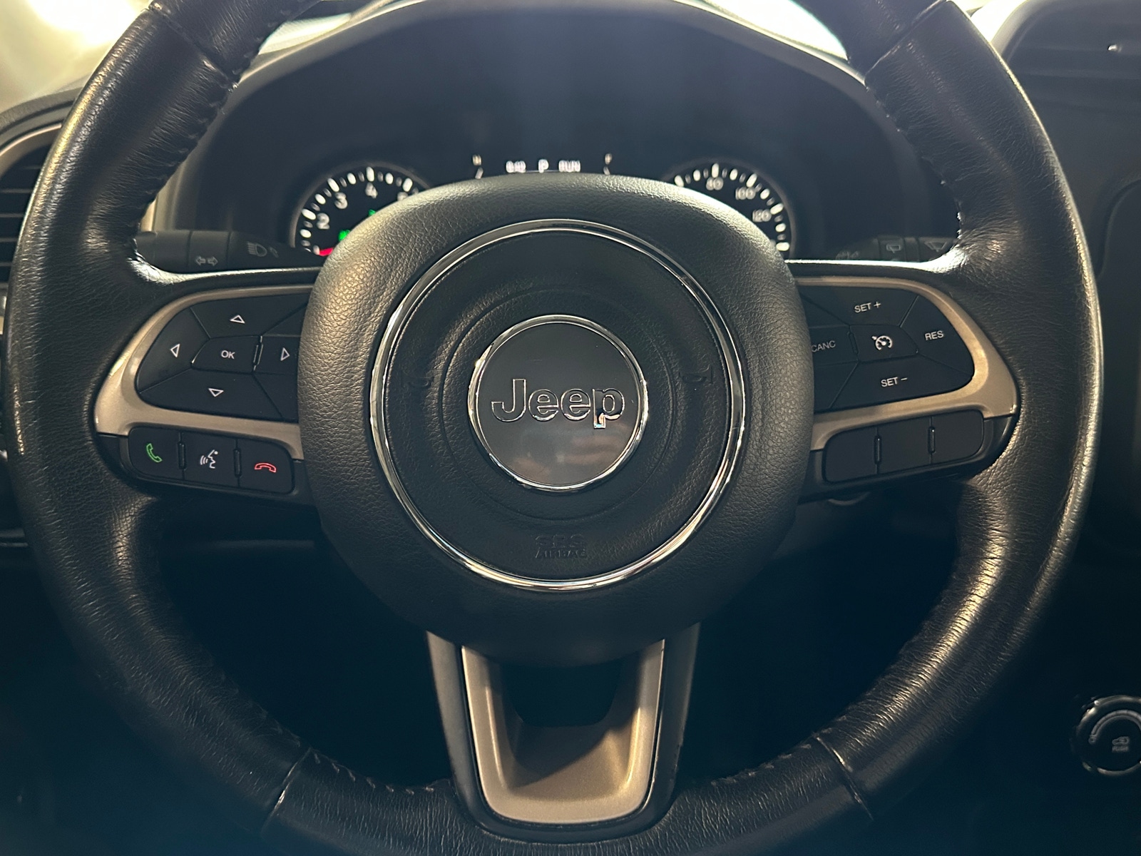 Thumbnail: 2016 Jeep Renegade - 5