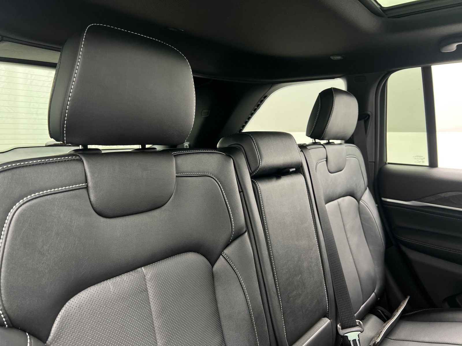 Thumbnail: 2026 Jeep Grand Cherokee - 5