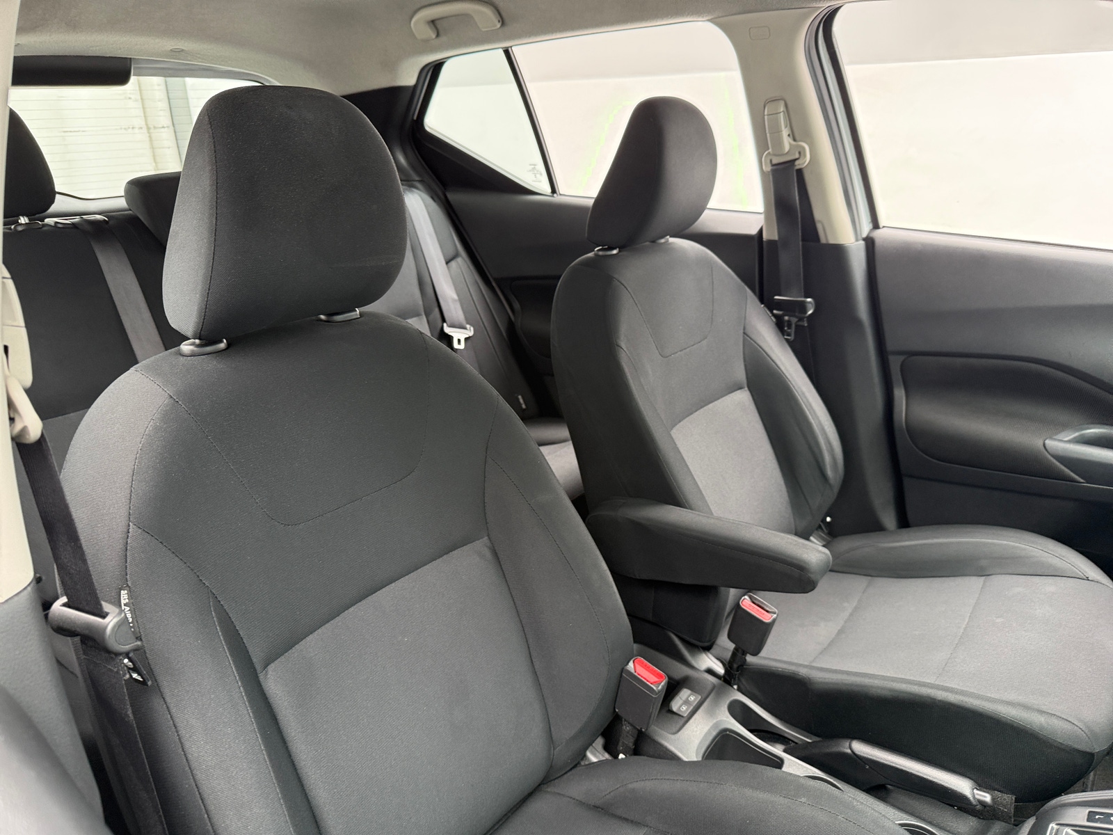 Thumbnail: 2023 Nissan Kicks - 2