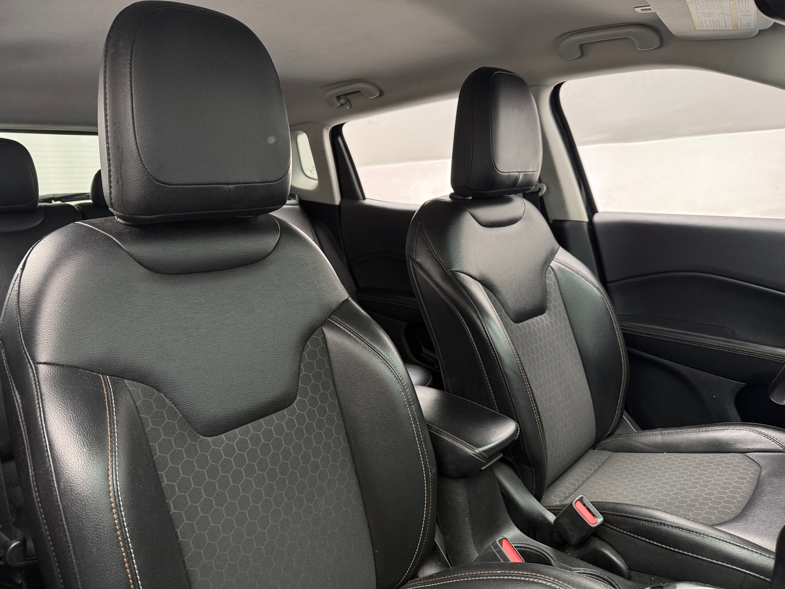 Thumbnail: 2018 Jeep Compass - 2