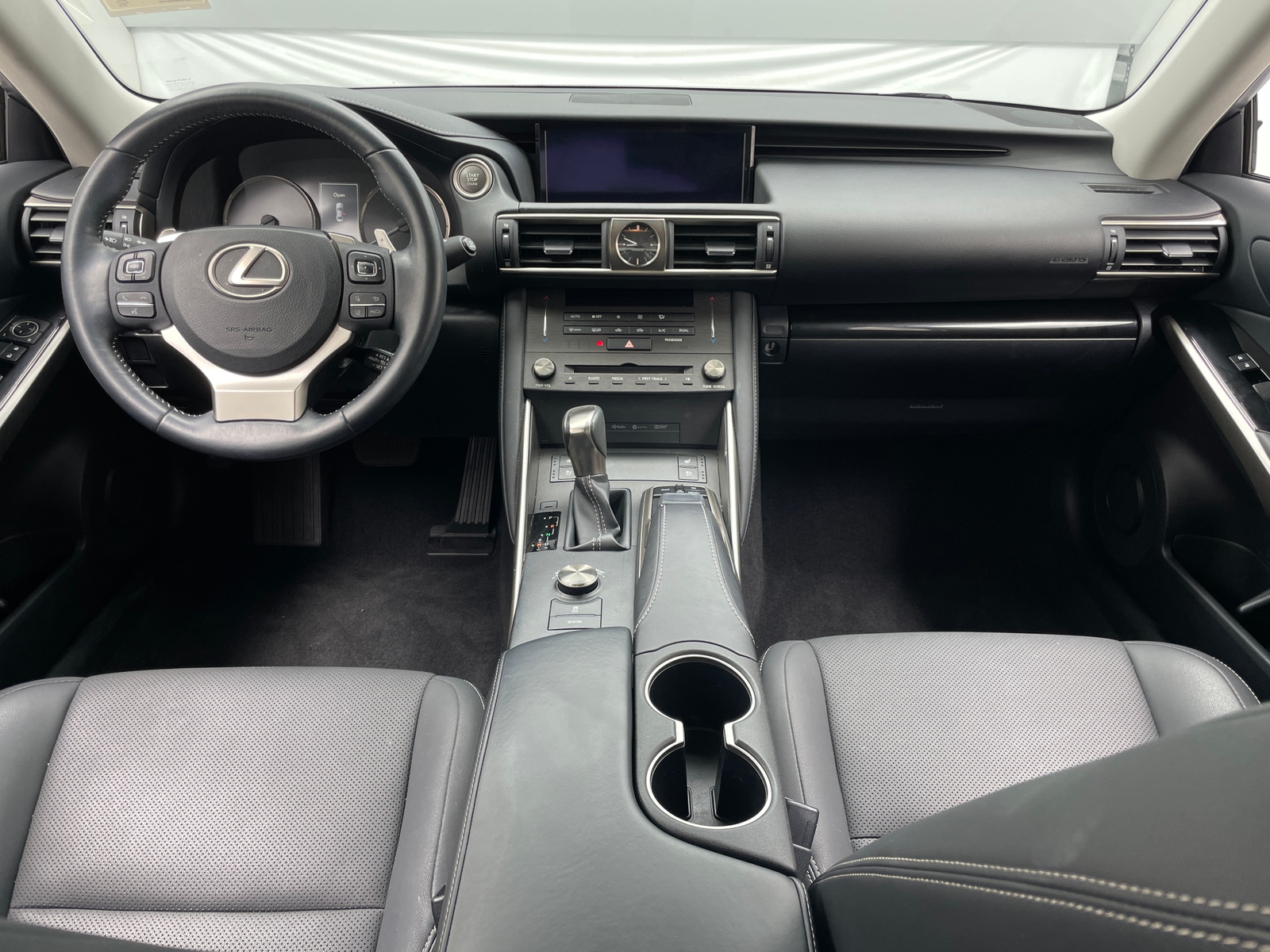 Thumbnail: 2019 Lexus IS - 2