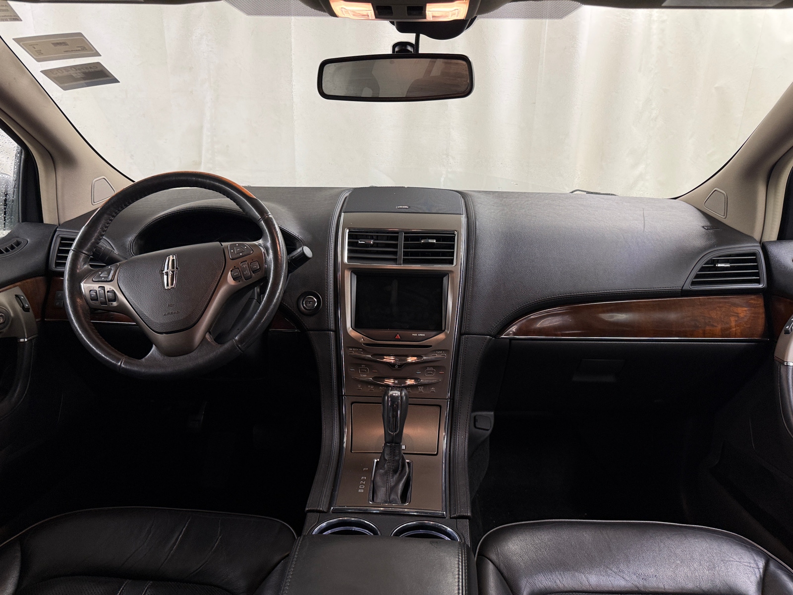 Thumbnail: 2015 Lincoln MKX - 2