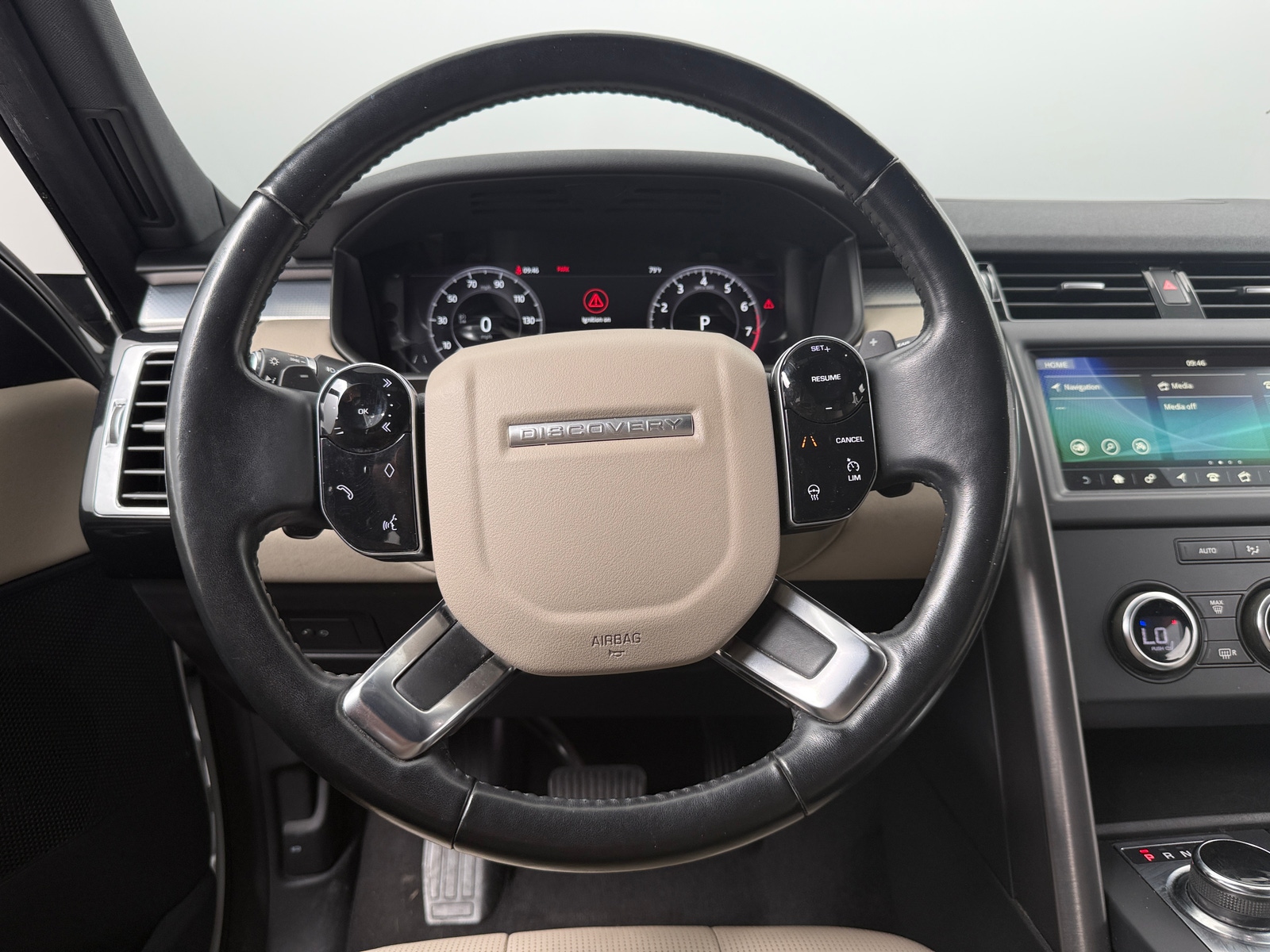 Thumbnail: 2020 Land Rover Discovery - 4