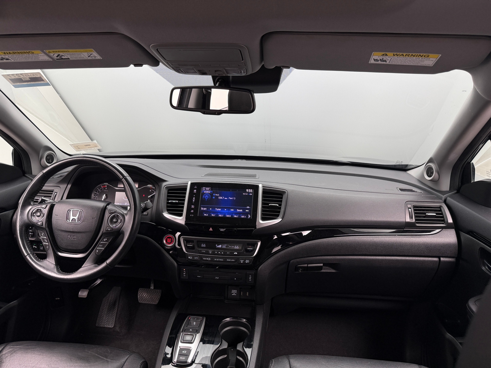 Thumbnail: 2017 Honda Pilot - 2