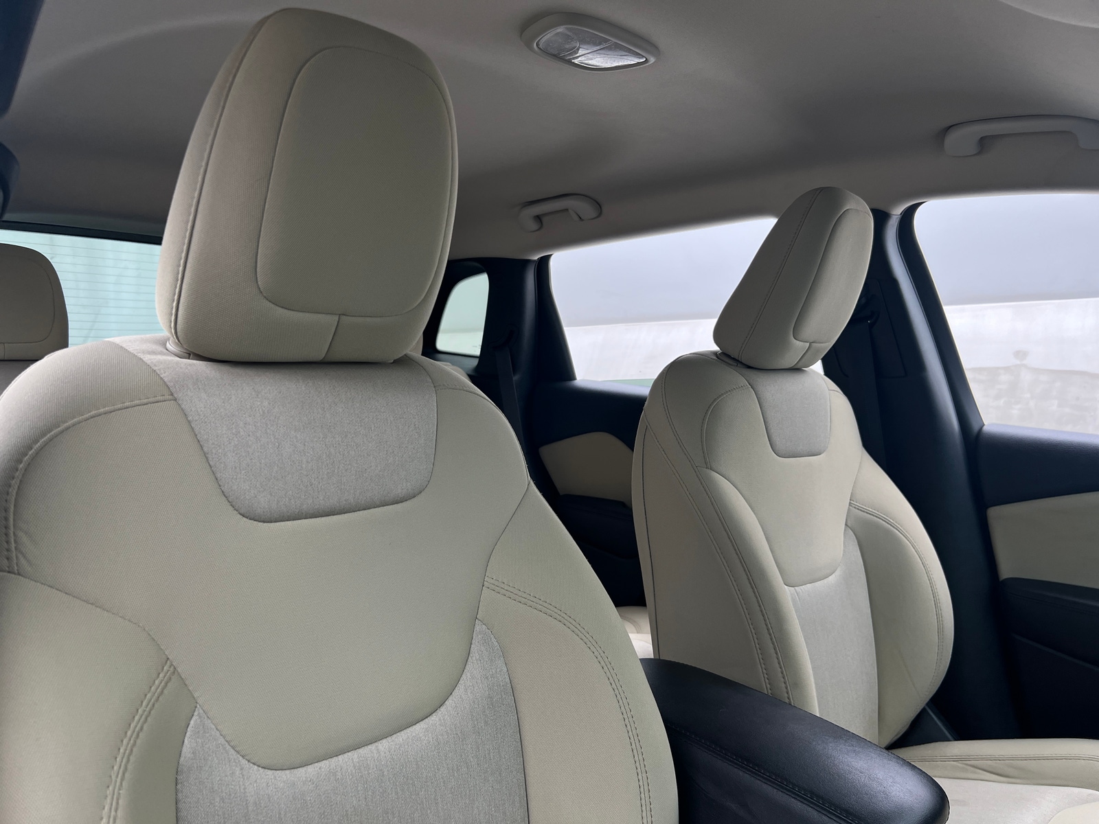Thumbnail: 2017 Jeep Cherokee - 2