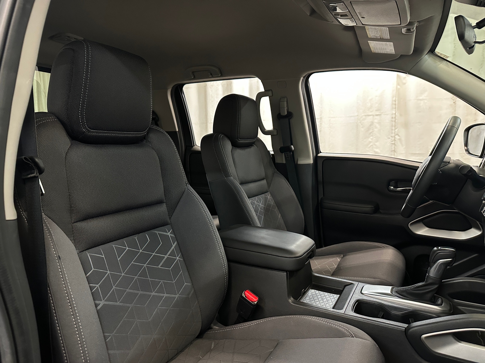 Thumbnail: 2025 Nissan Frontier - 2
