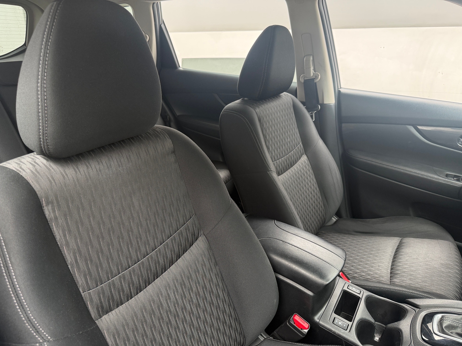 Thumbnail: 2018 Nissan Rogue - 2