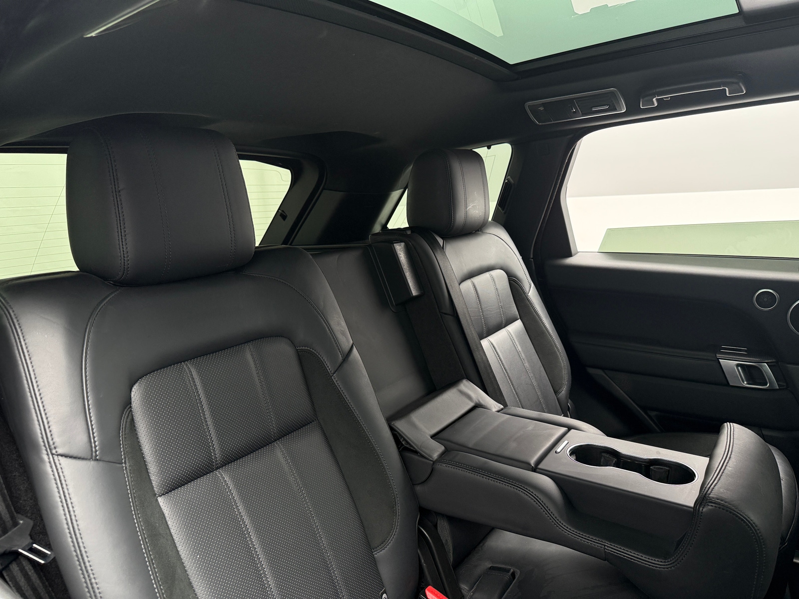 Thumbnail: 2020 Land Rover Range Rover Sport - 5