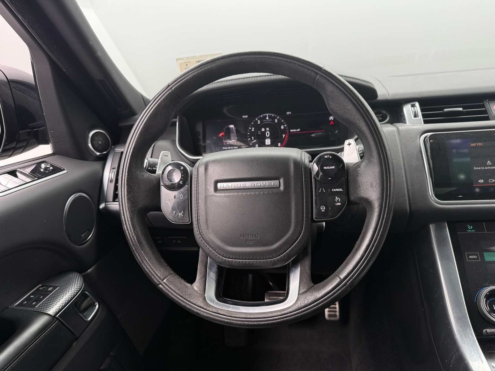 Thumbnail: 2020 Land Rover Range Rover Sport - 4