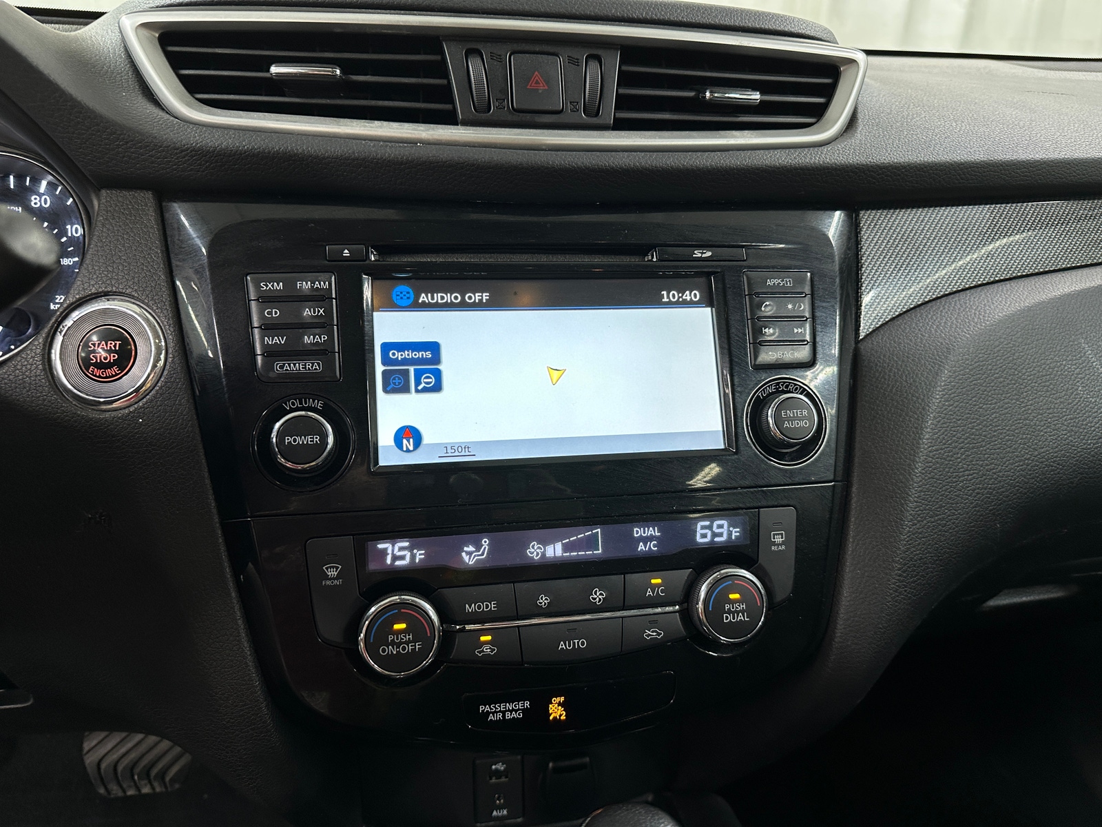 Thumbnail: 2015 Nissan Rogue - 3