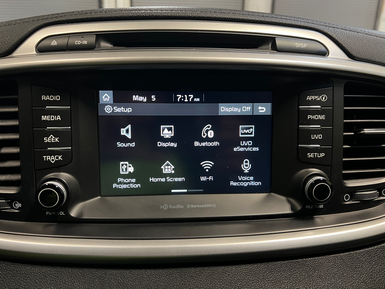 Thumbnail: 2018 Kia Sorento - 4