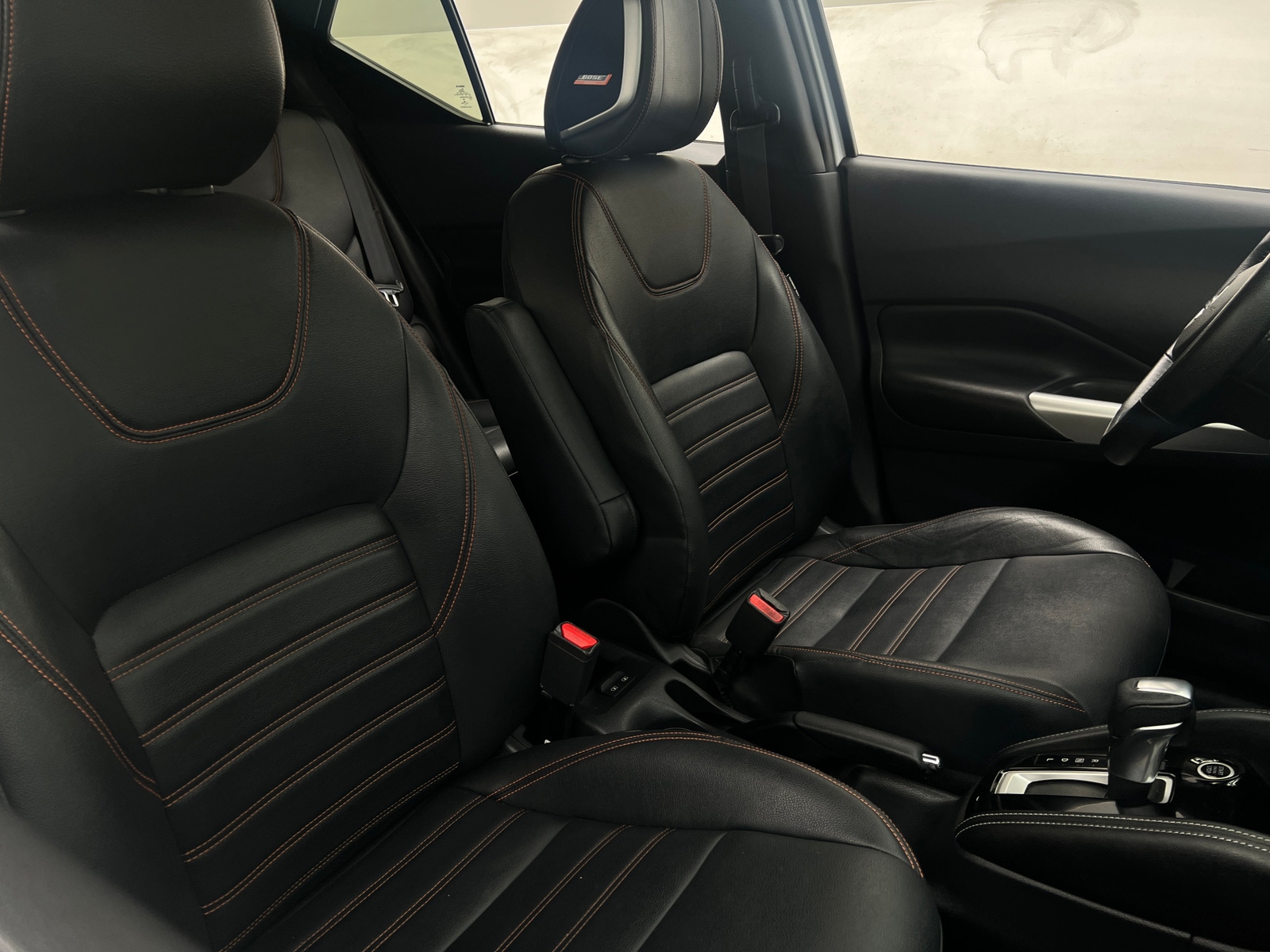 Thumbnail: 2019 Nissan Kicks - 2
