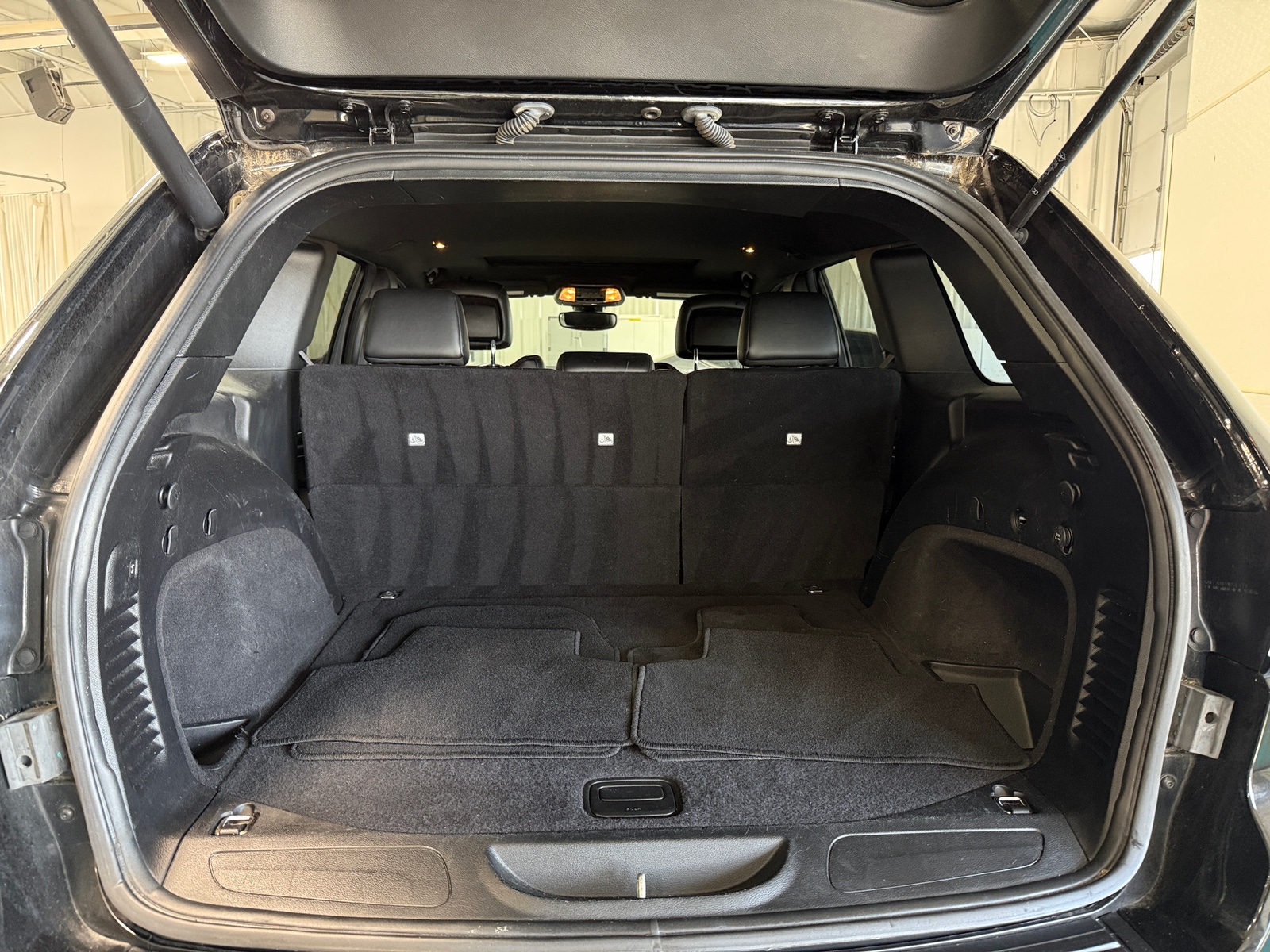 Thumbnail: 2019 Jeep Grand Cherokee - 7