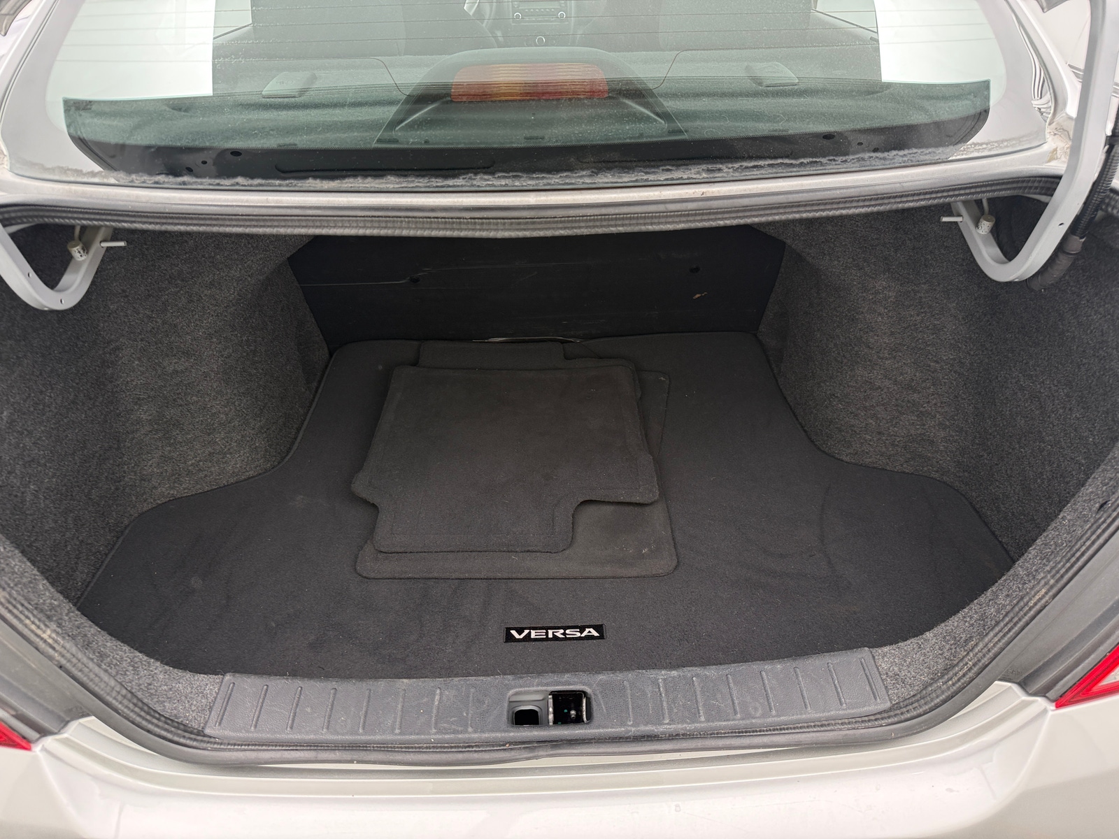 Thumbnail: 2015 Nissan Versa - 7