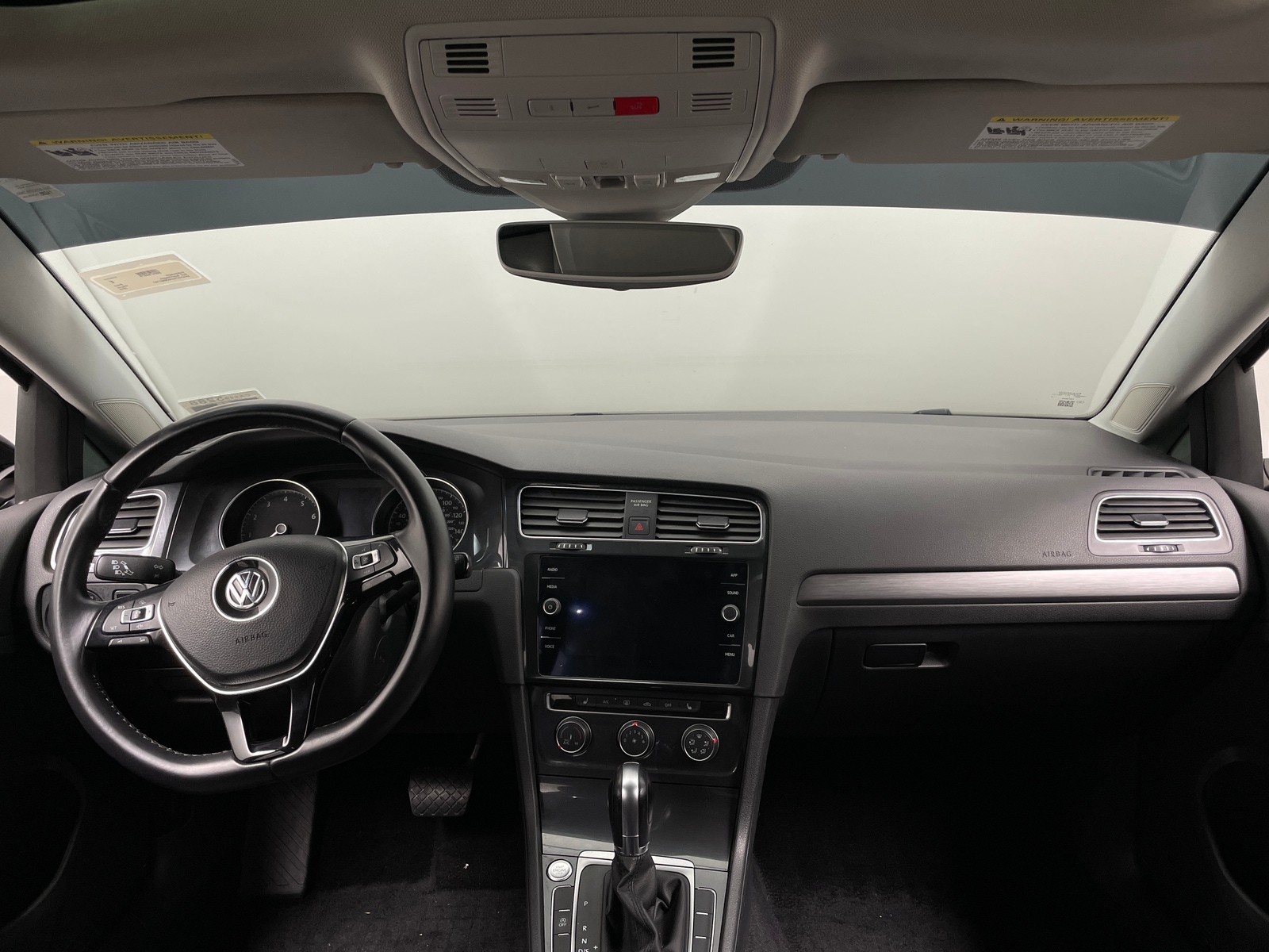 Thumbnail: 2019 Volkswagen e-Golf - 2
