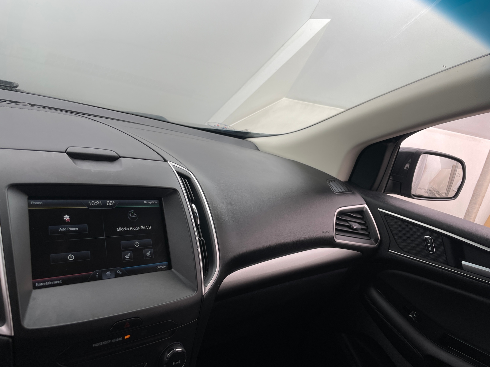 Thumbnail: 2015 Ford Edge - 3