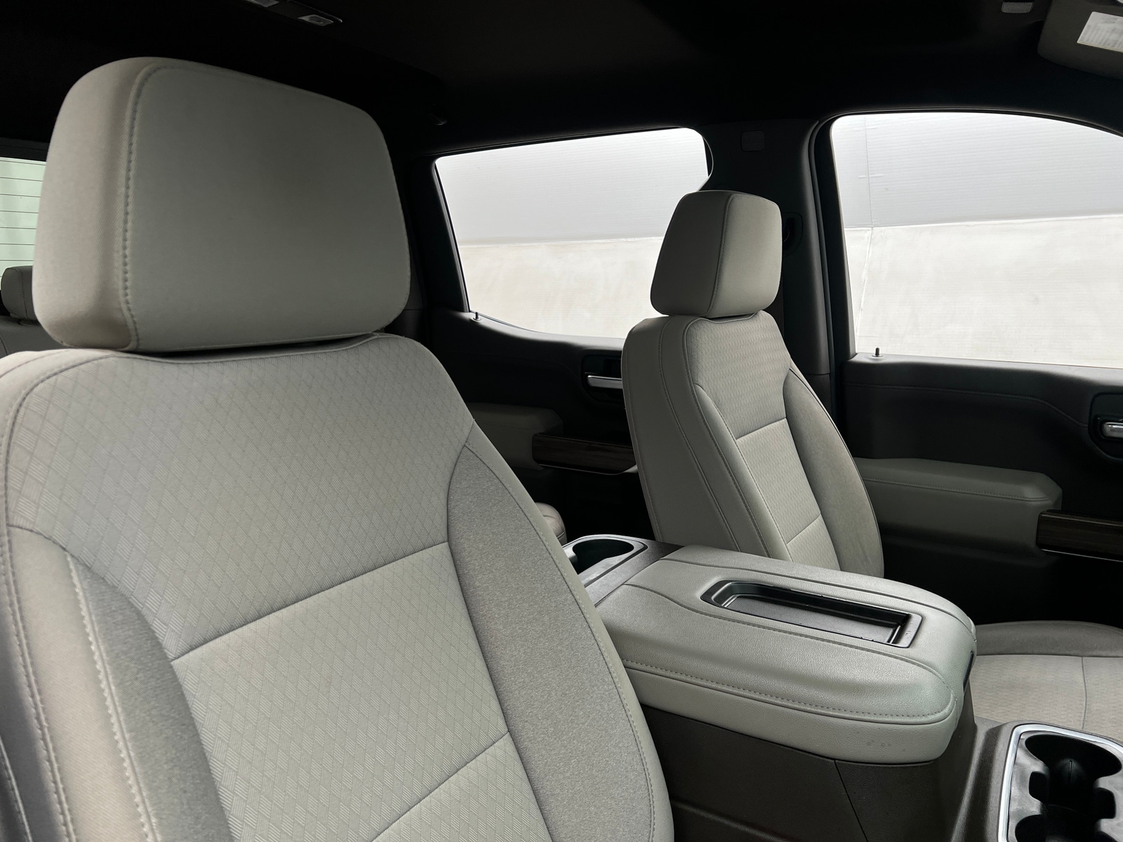 Thumbnail: 2020 Chevrolet Silverado 1500 - 2