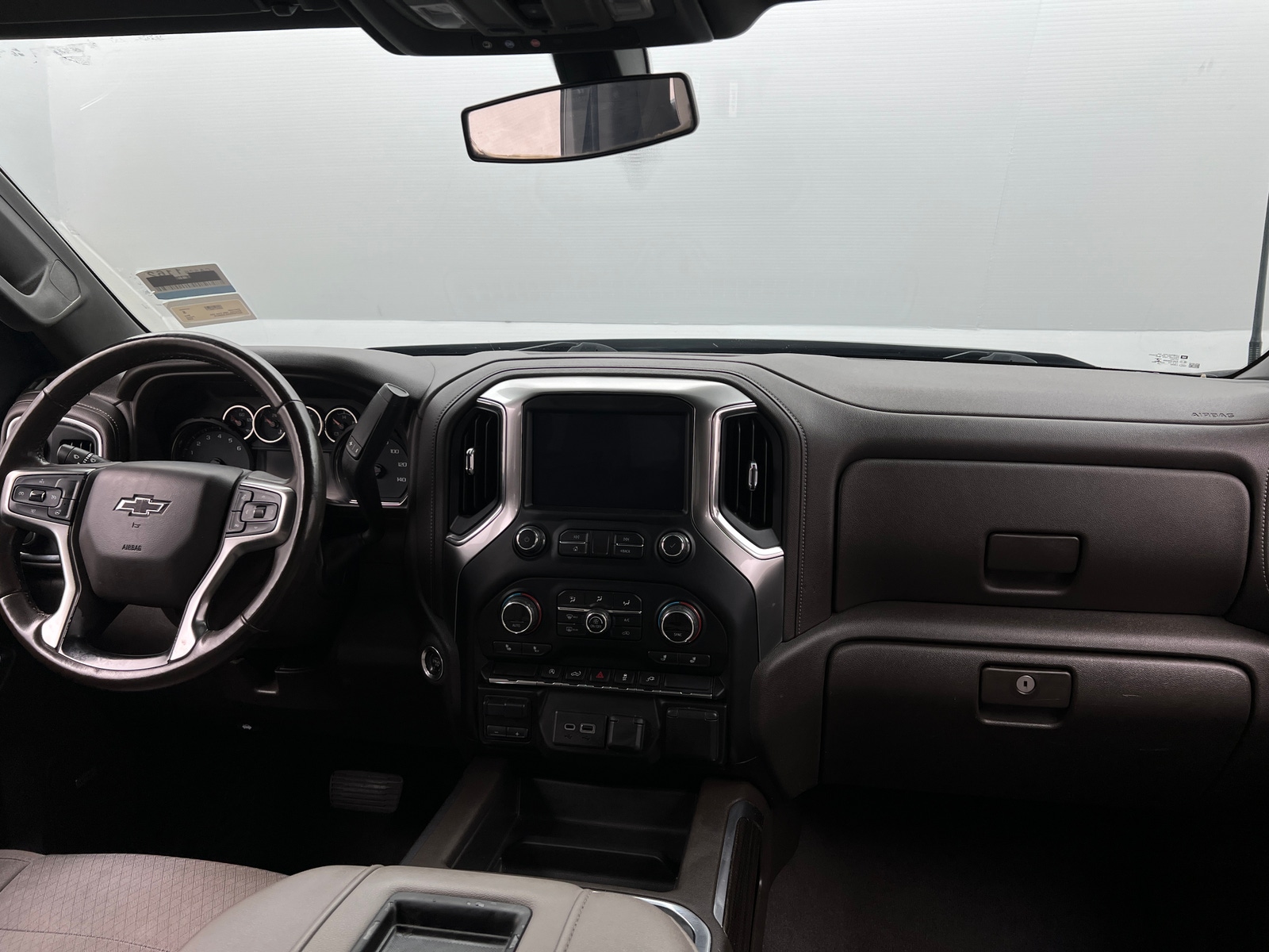 Thumbnail: 2020 Chevrolet Silverado 1500 - 3