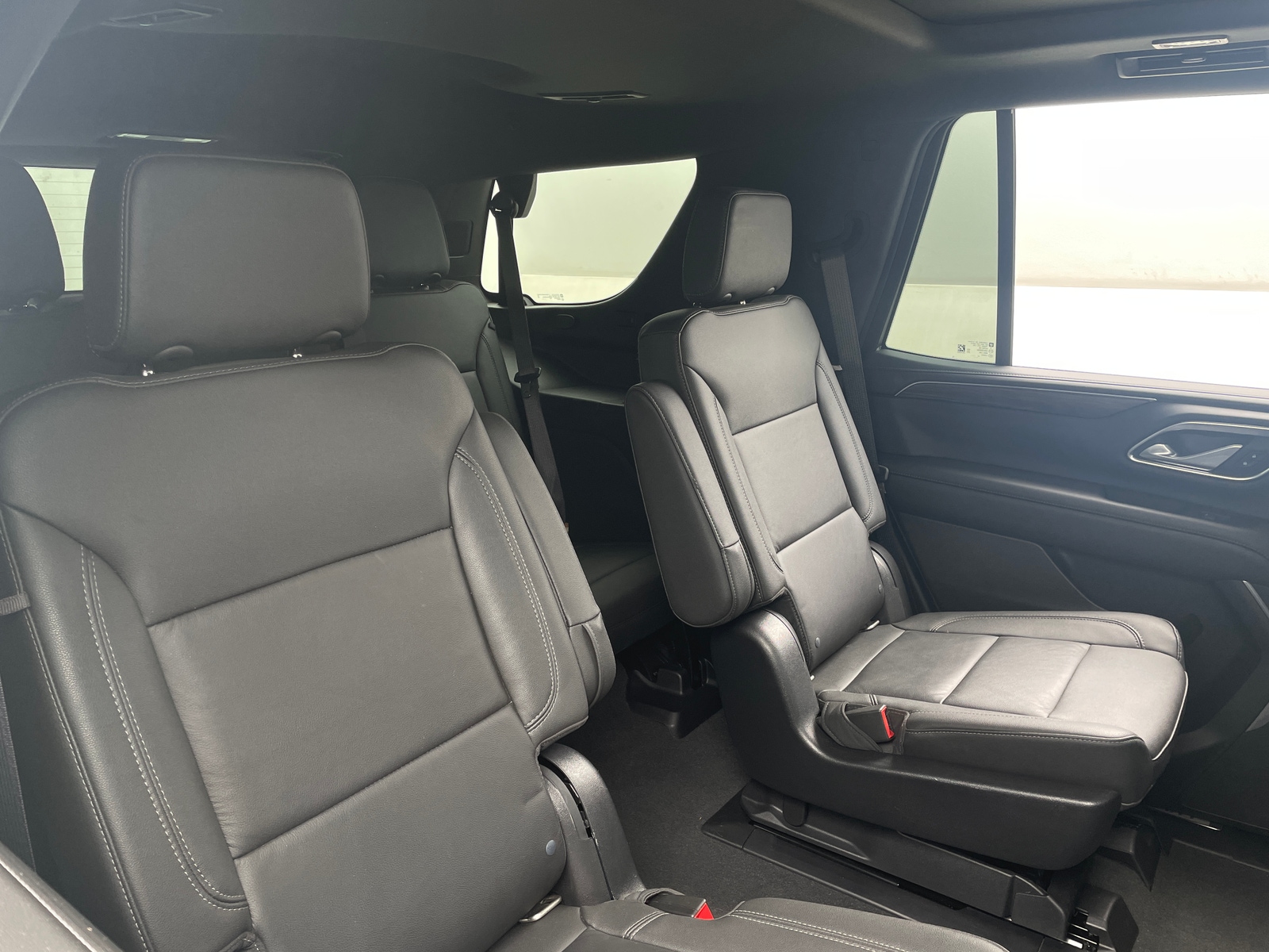 Thumbnail: 2022 Chevrolet Tahoe - 5