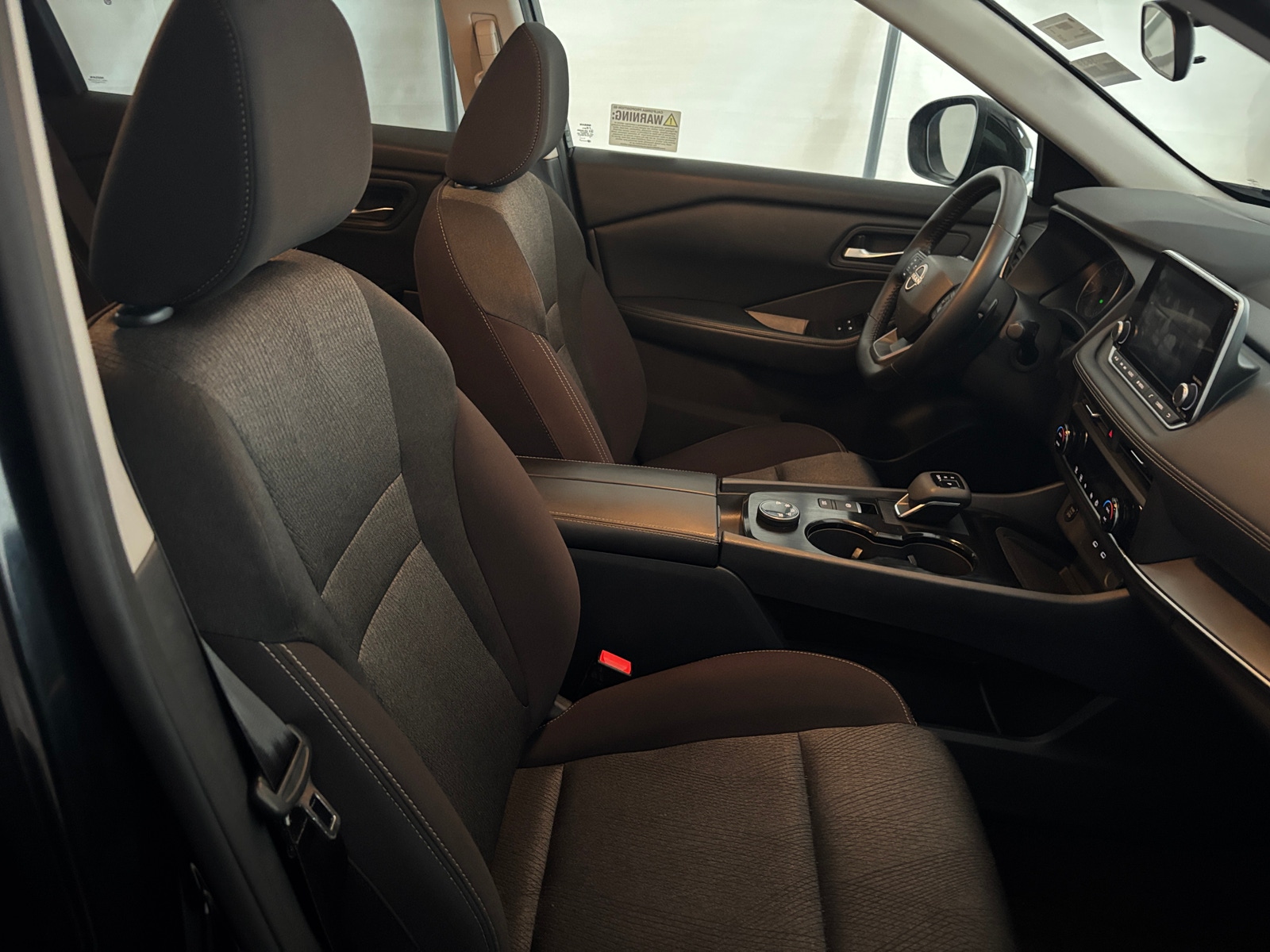 Thumbnail: 2025 Nissan Rogue - 2