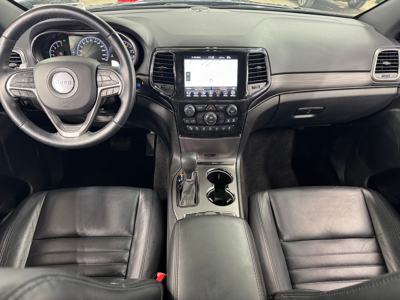 Thumbnail: 2021 Jeep Grand Cherokee - 2