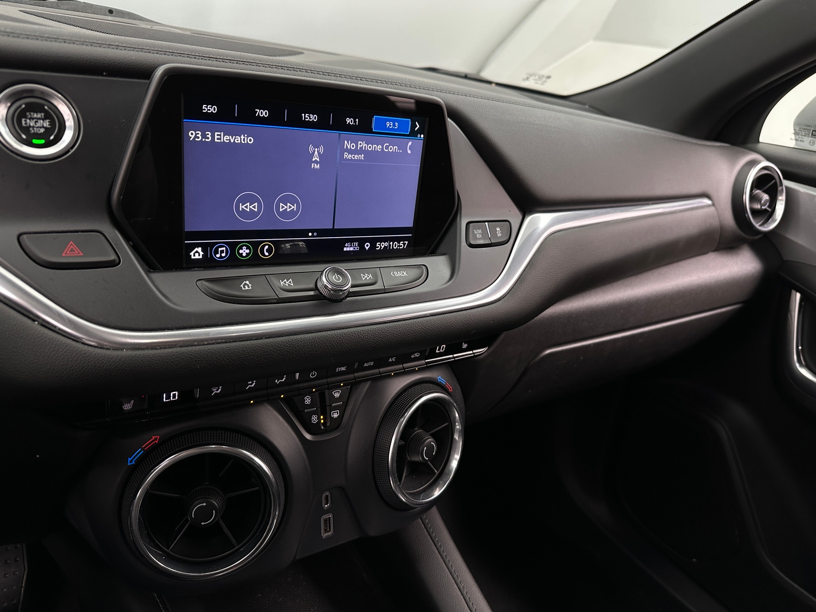 Thumbnail: 2019 Chevrolet Blazer - 4