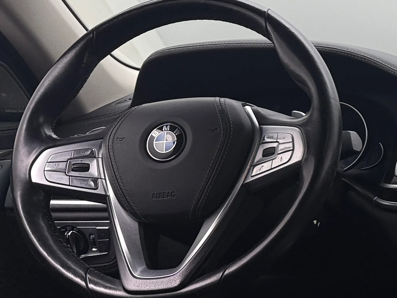 Thumbnail: 2018 BMW 7 Series - 4