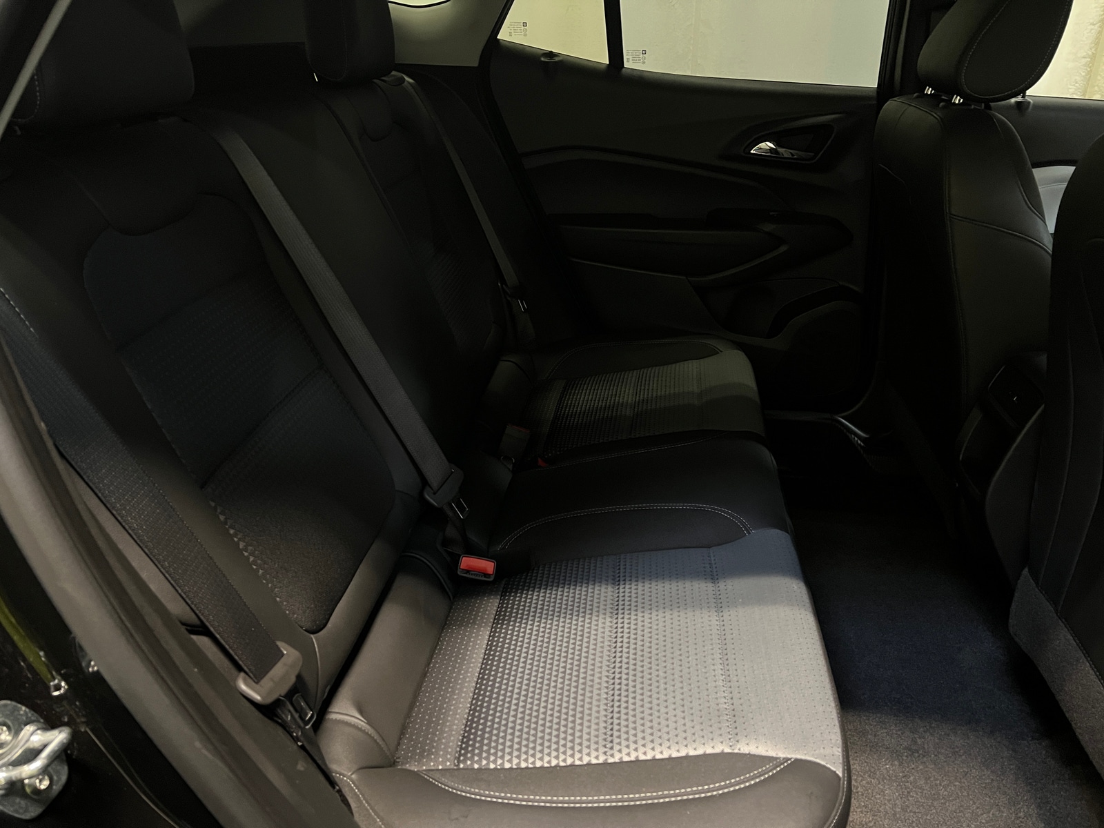 Thumbnail: 2025 Chevrolet Trax - 6