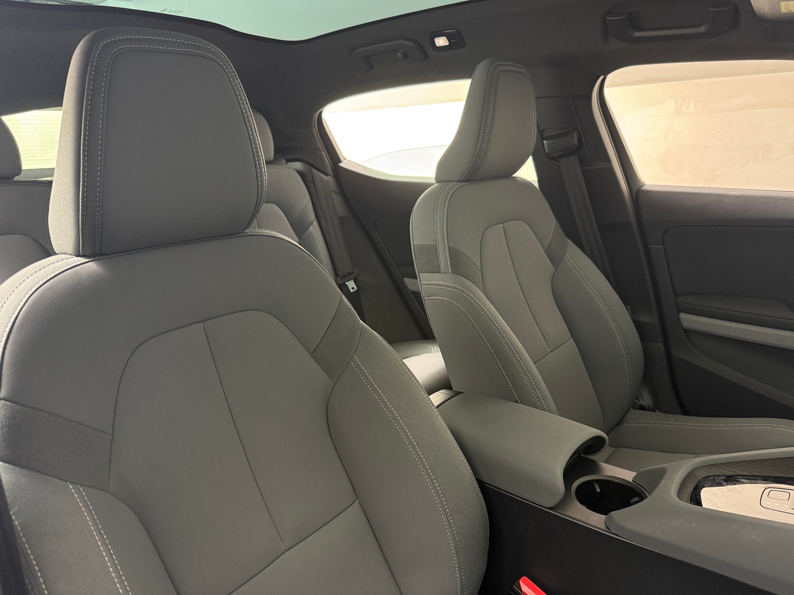 Thumbnail: 2021 Polestar 2 - 2