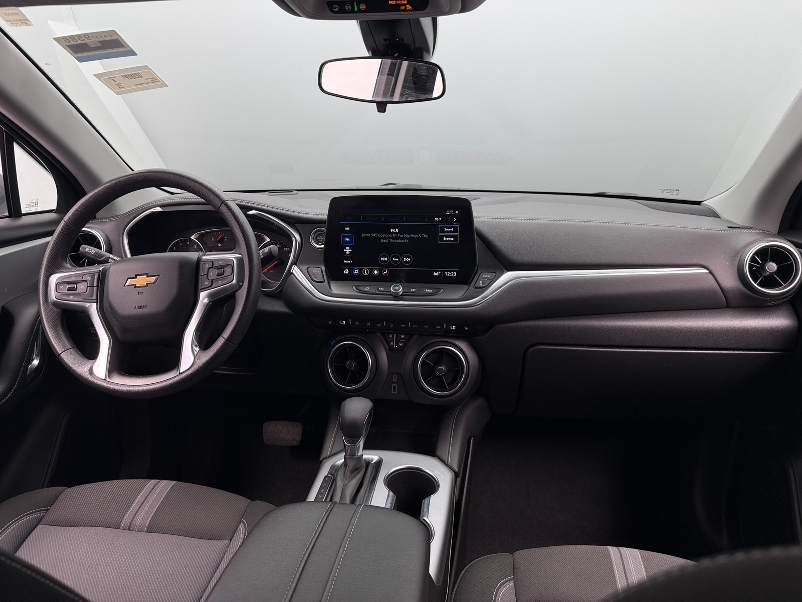 Thumbnail: 2025 Chevrolet Blazer - 3