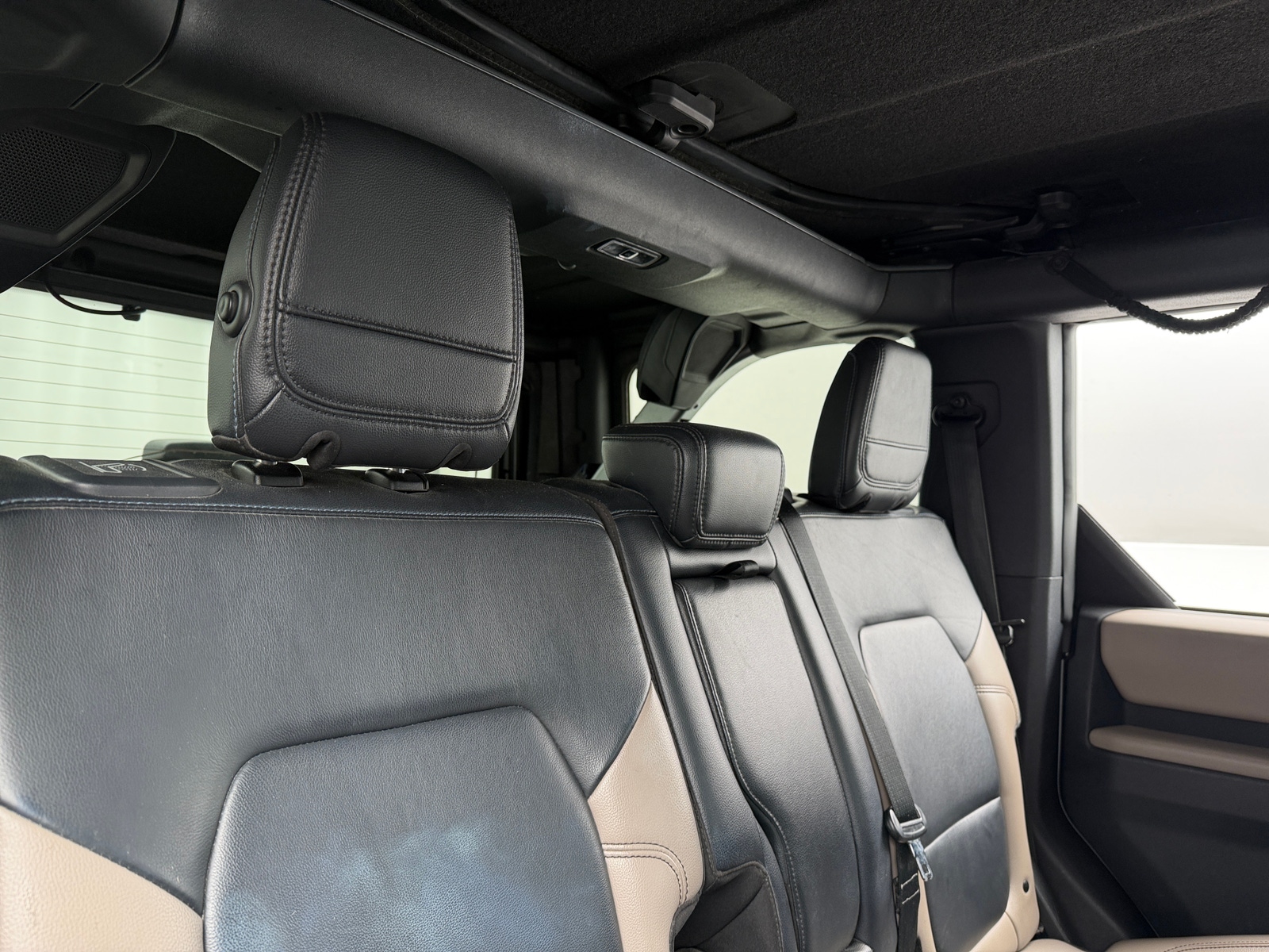 Thumbnail: 2021 Ford Bronco - 6