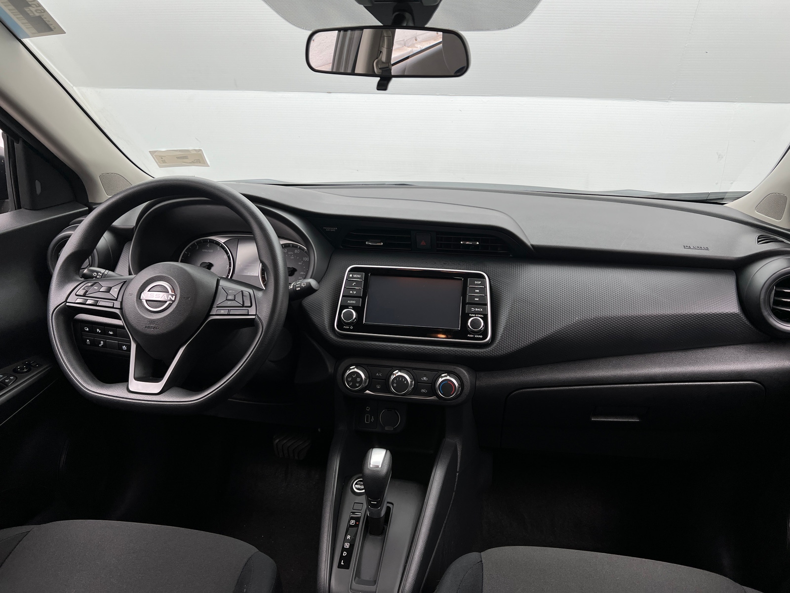 Thumbnail: 2025 Nissan Kicks - 3