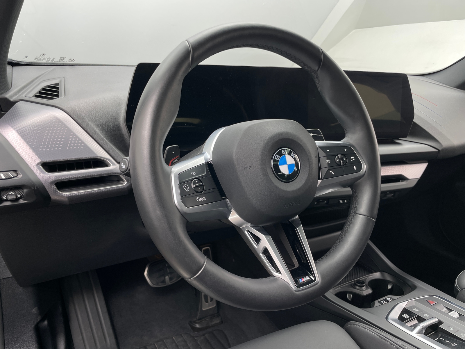 Thumbnail: 2025 BMW 2 Series - 4