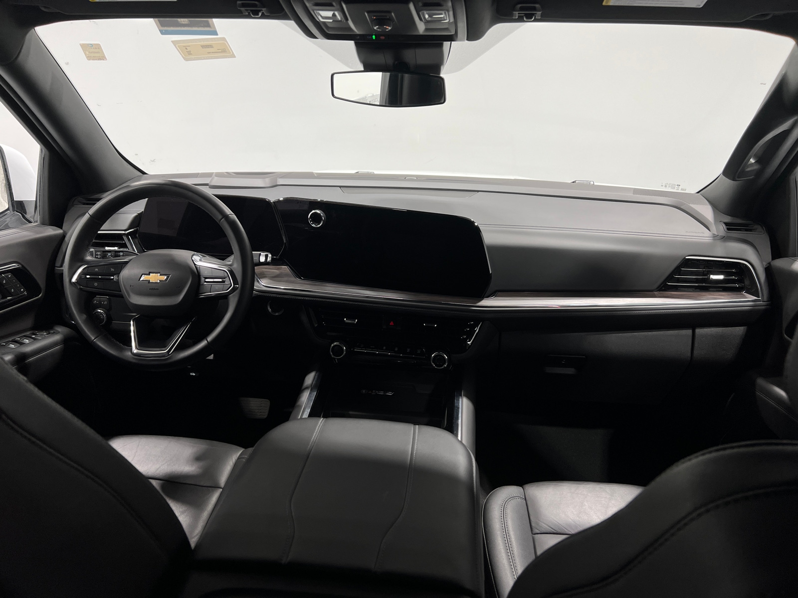 Thumbnail: 2025 Chevrolet Tahoe - 2