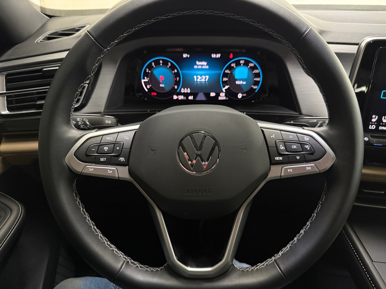 Thumbnail: 2025 Volkswagen Atlas - 4