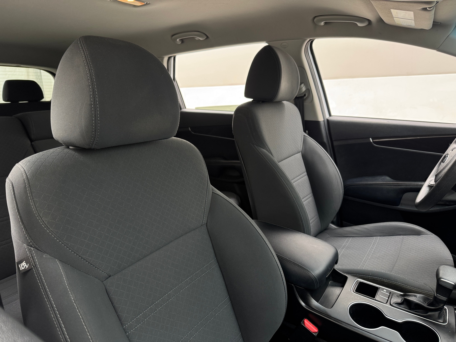 Thumbnail: 2019 Kia Sorento - 2