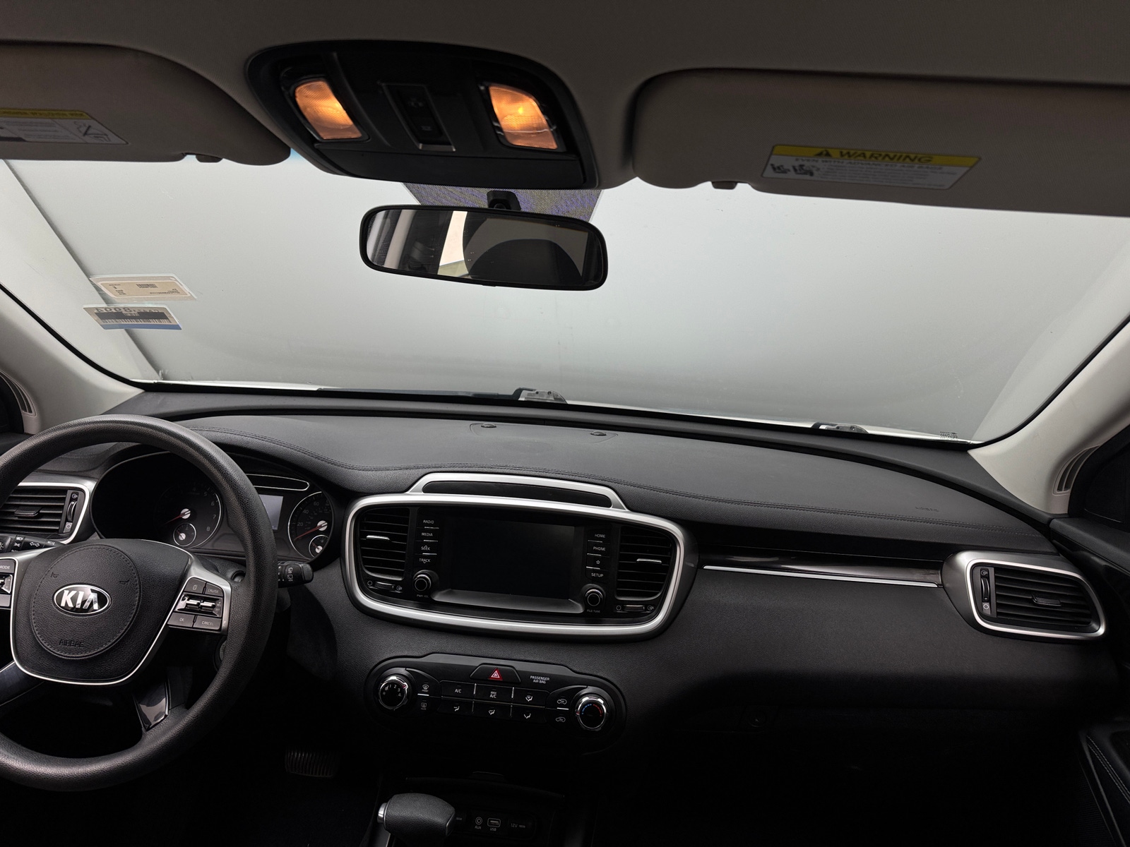 Thumbnail: 2019 Kia Sorento - 3