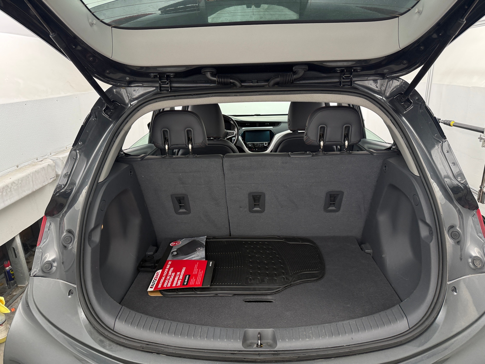 Thumbnail: 2020 Chevrolet Bolt EV - 6