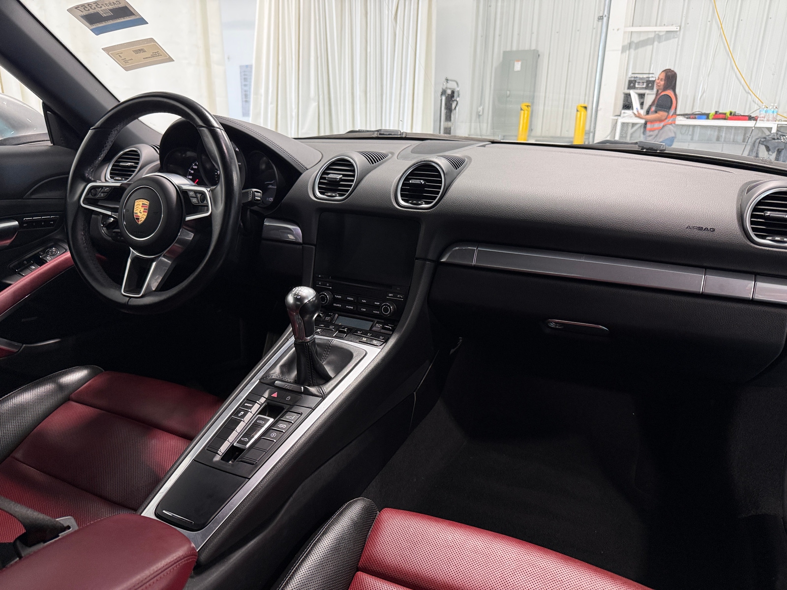 Thumbnail: 2019 Porsche 718 Boxster - 2