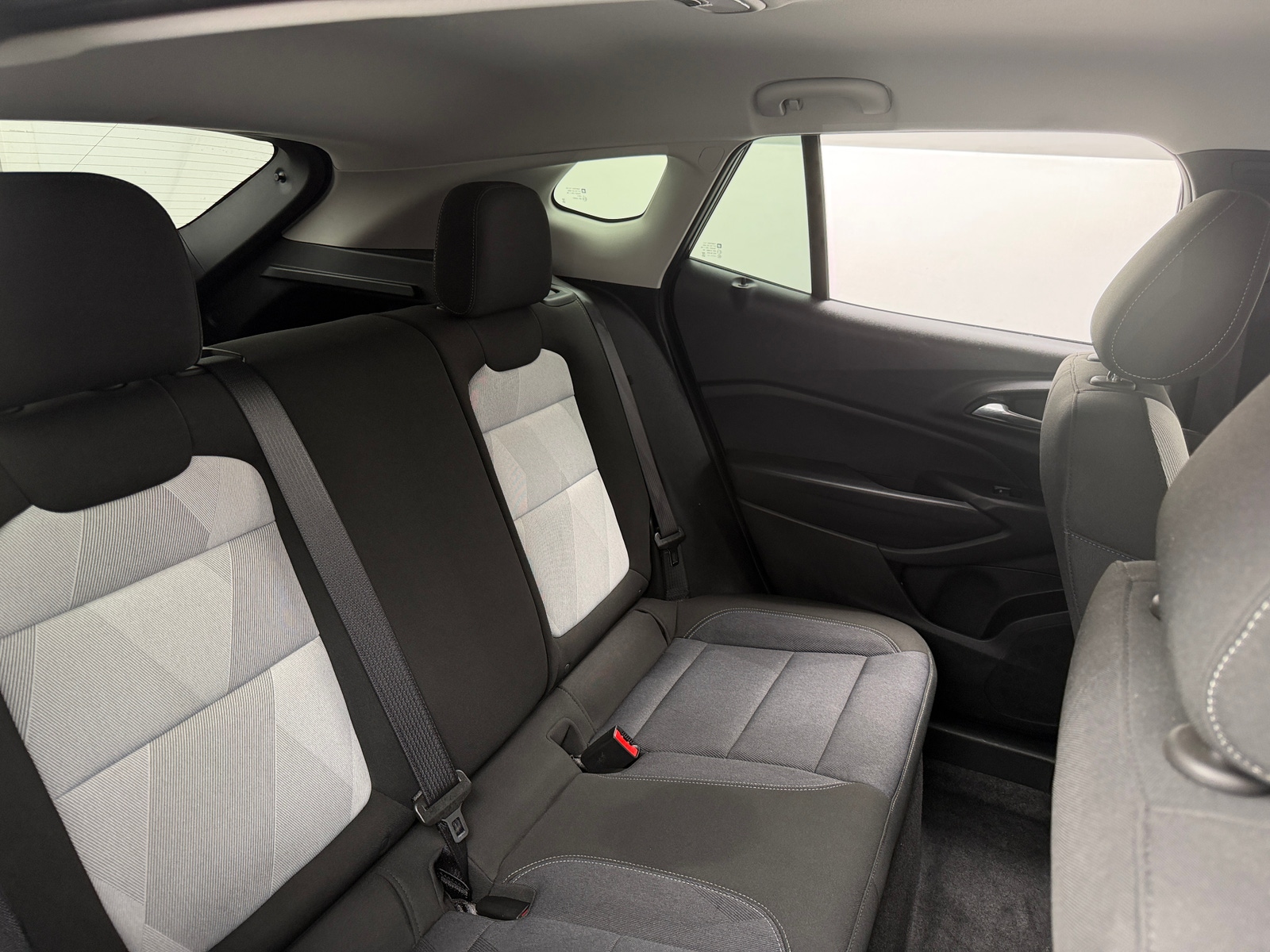 Thumbnail: 2024 Chevrolet Trax - 6