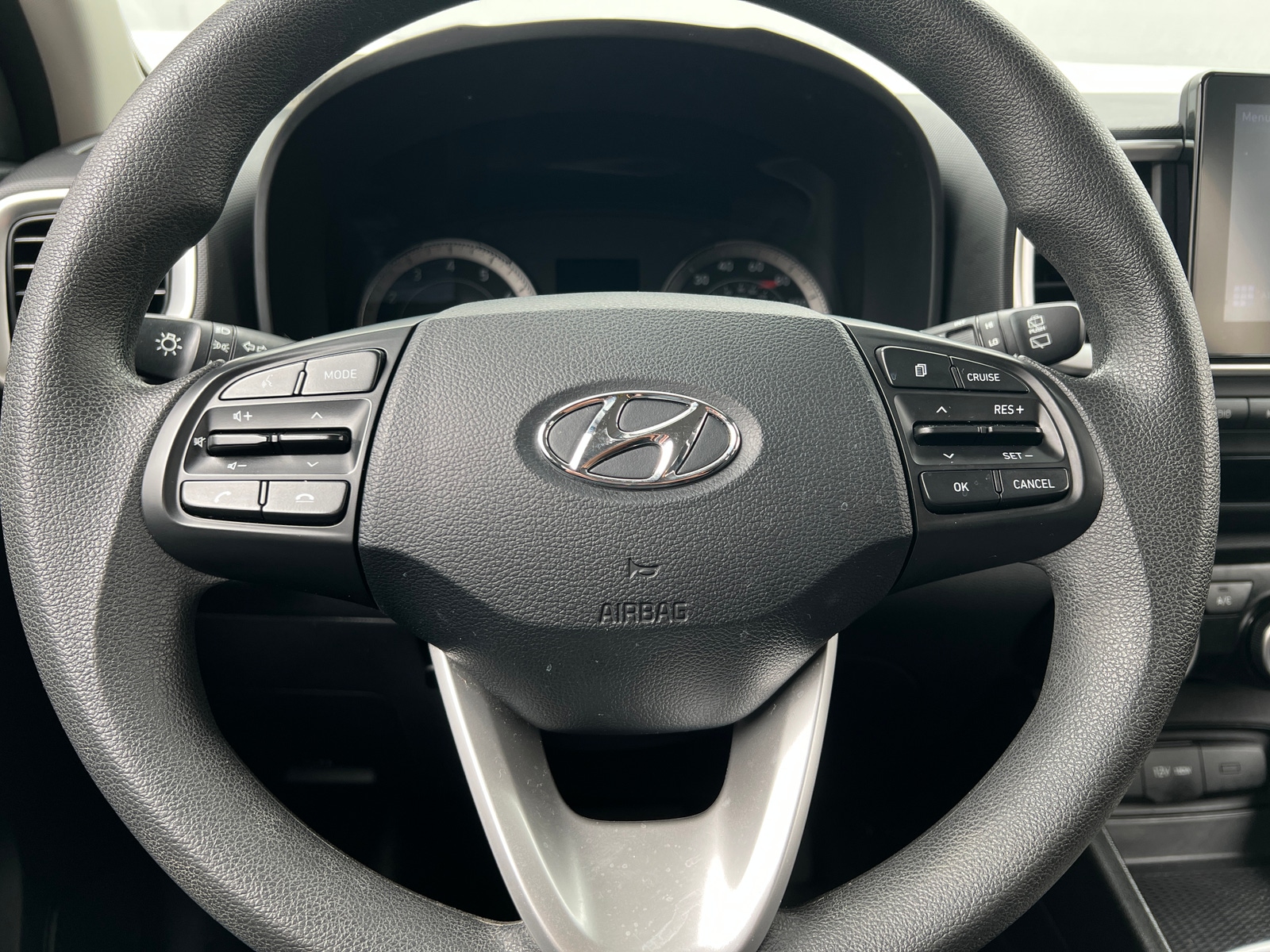 Thumbnail: 2022 Hyundai Venue - 5