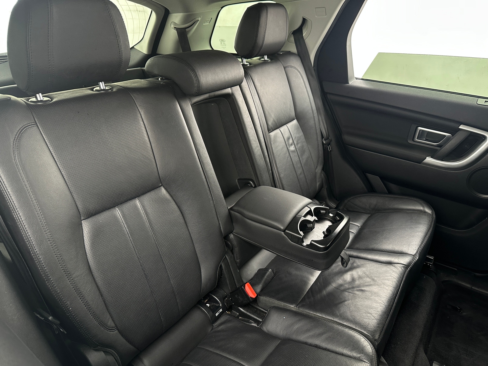 Thumbnail: 2018 Land Rover Discovery Sport - 5