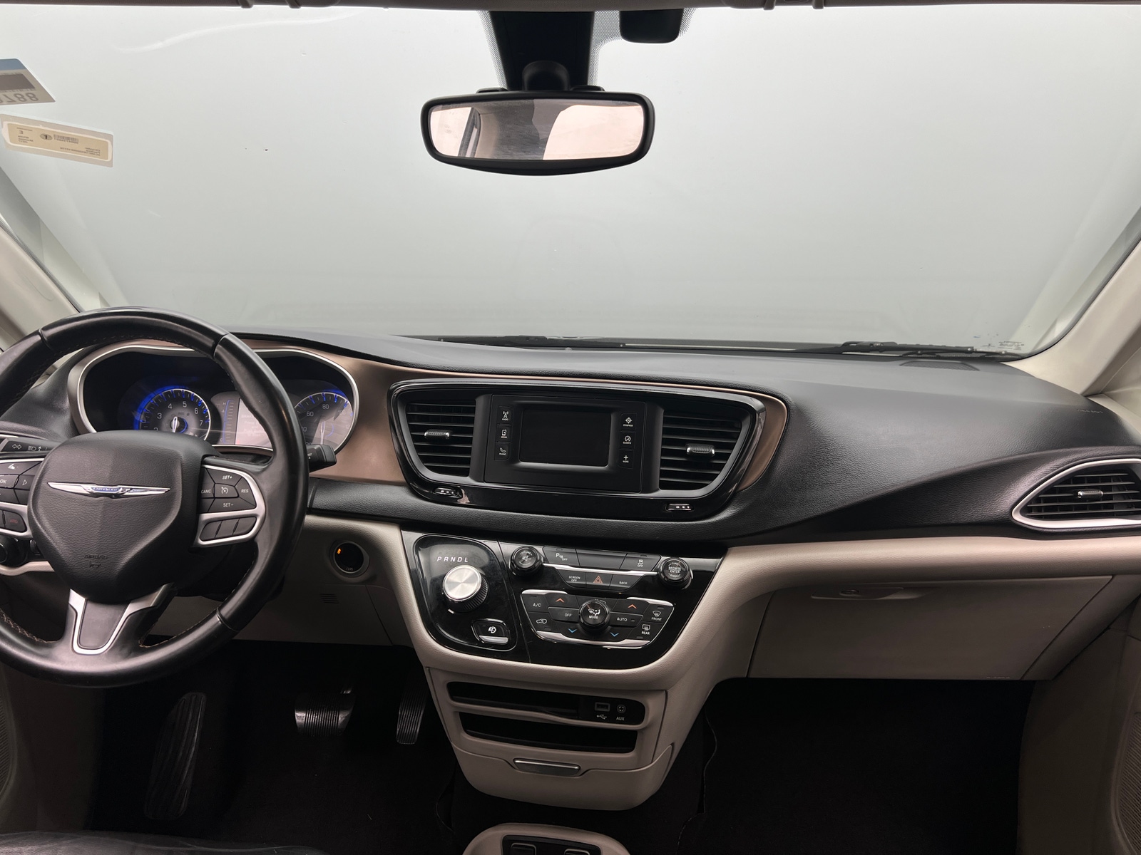 Thumbnail: 2017 Chrysler Pacifica - 2