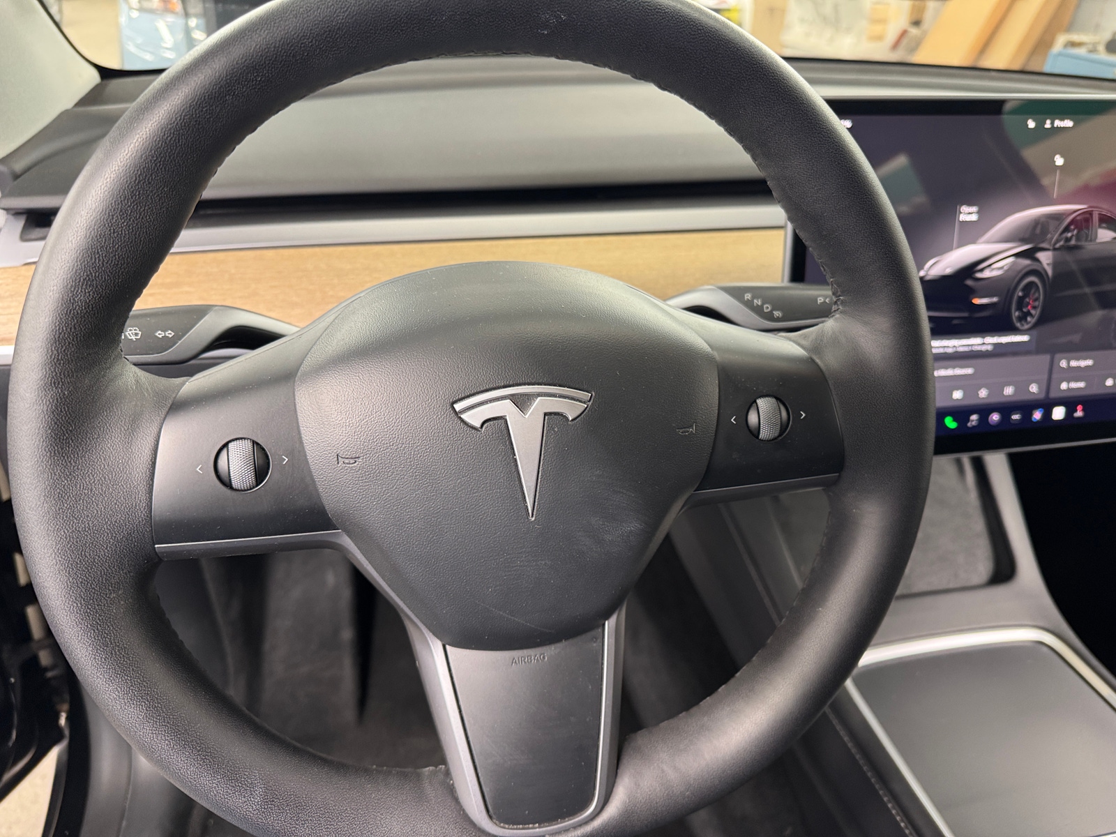 Thumbnail: 2022 Tesla Model Y - 4