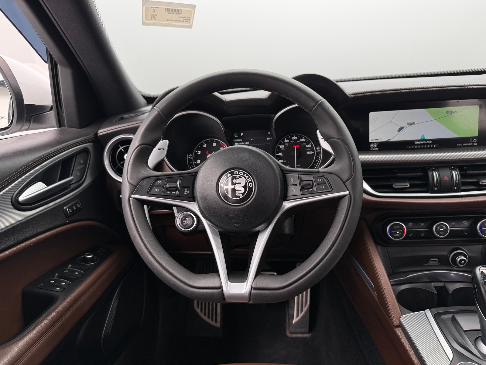 Thumbnail: 2019 Alfa Romeo Stelvio - 4